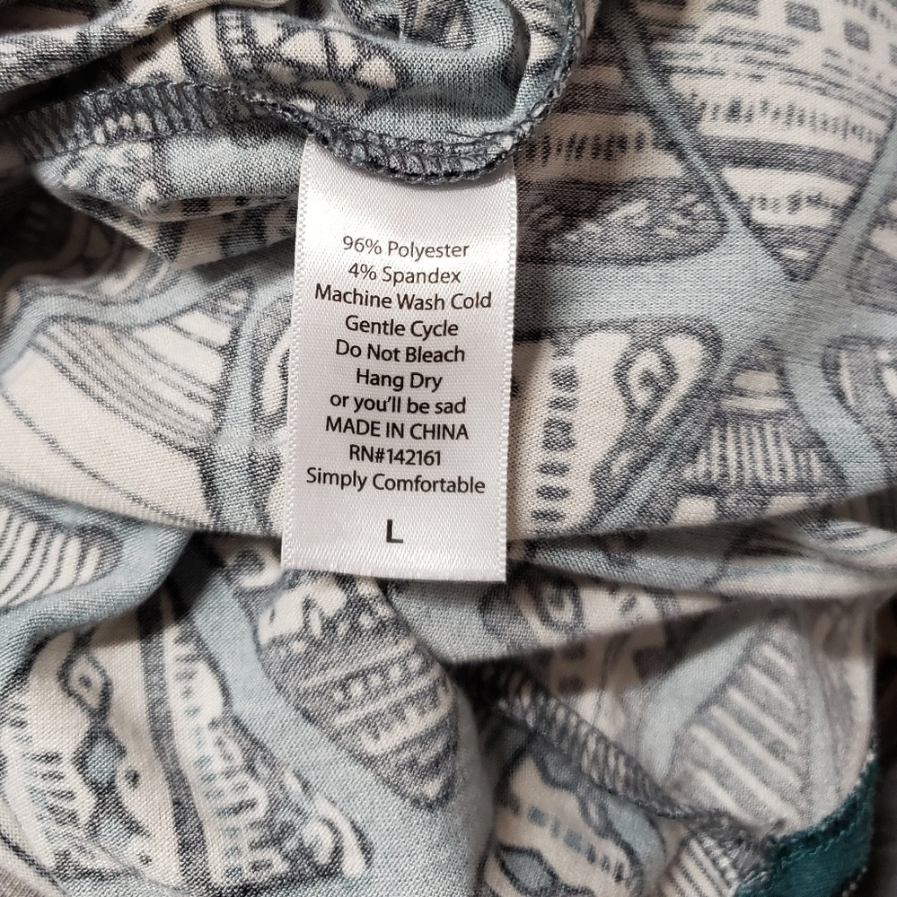 Lularoe Randy Tee B - Picture 4 of 4